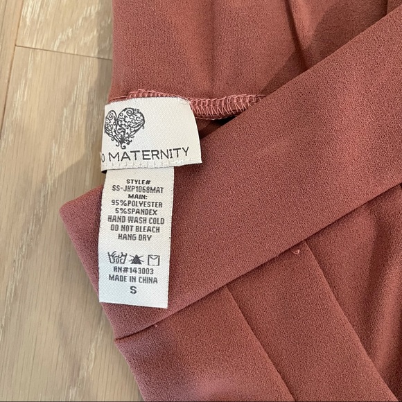 NWT Maternity pleated pant - Picture 2 of 2